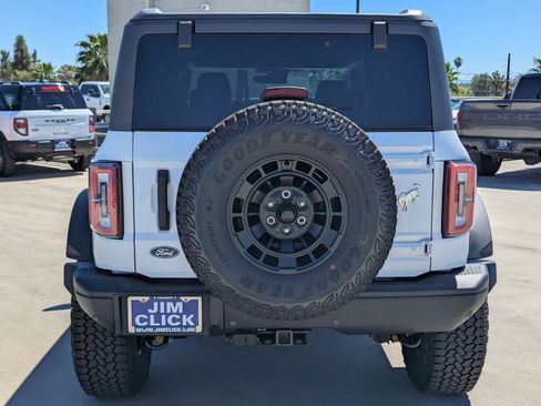 New 2026 Ford Bronco Badlands AWD/4WD image 3