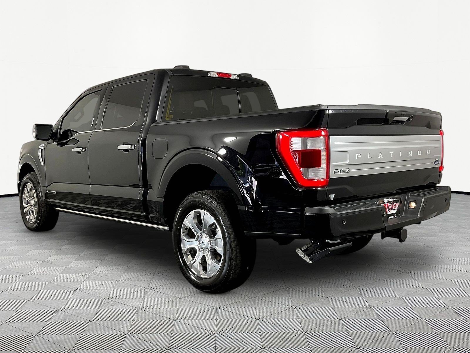 Used 2022 Ford F150 Platinum AWD/4WD image 4