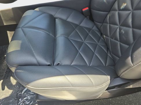 Used 2023 BMW 740i RWD image 33