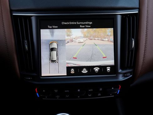 Used 2022 Maserati Levante GT image 31