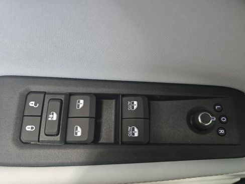New 2026 Jeep Cherokee Laredo AWD/4WD image 28