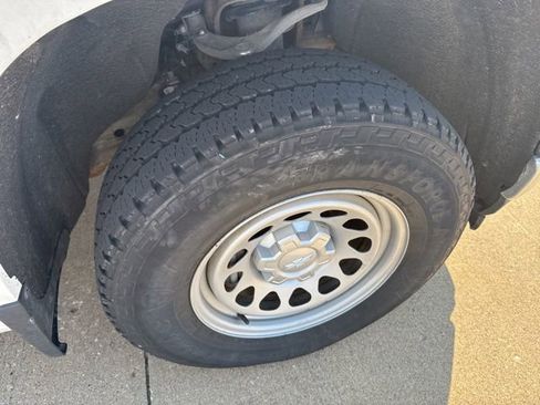 Used 2021 Chevrolet Silverado 1500 W/T w/ WT Value Package image 24