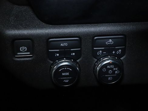 Used 2023 GMC Sierra 1500 Elevation AWD/4WD image 24