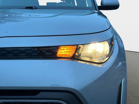 Used 2024 Kia Soul LX w/ Option Group 015 image 10