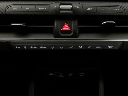 Used 2025 Kia K4 LXS image 28