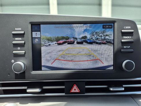 New 2025 Hyundai Elantra Sport image 21