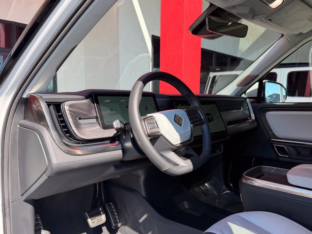 Used 2023 Rivian R1S Adventure Quad AWD/4WD image 20