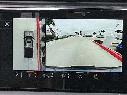 Used 2025 GMC Sierra 2500 Denali Ultimate AWD/4WD image 17