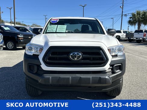Used 2021 Toyota Tacoma SR image 8