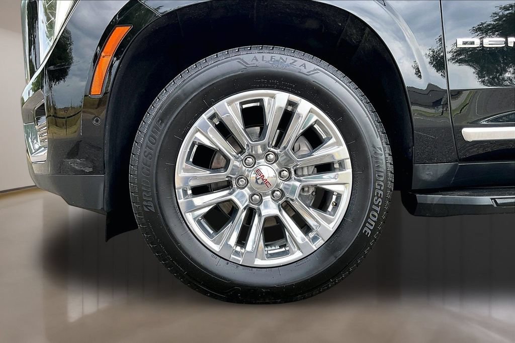Used 2025 GMC Yukon Denali AWD/4WD image 8