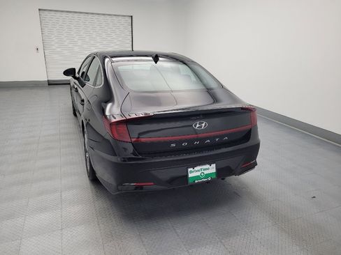 Used 2023 Hyundai Sonata SEL w/ Preferred Accessory Package FWD image 6