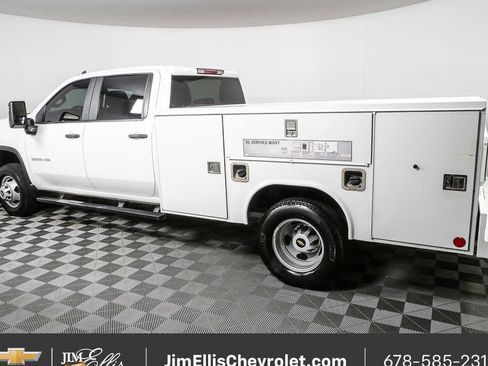 Used 2022 Chevrolet Silverado 3500 W/T w/ WT Convenience Package image 2