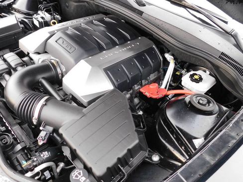 Used 2010 Chevrolet Camaro SS w/ RS Package image 39