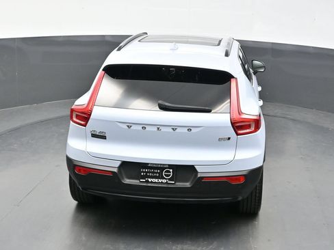 Used 2024 Volvo XC40 B5 Plus w/ Protection Package Premier AWD/4WD image 37