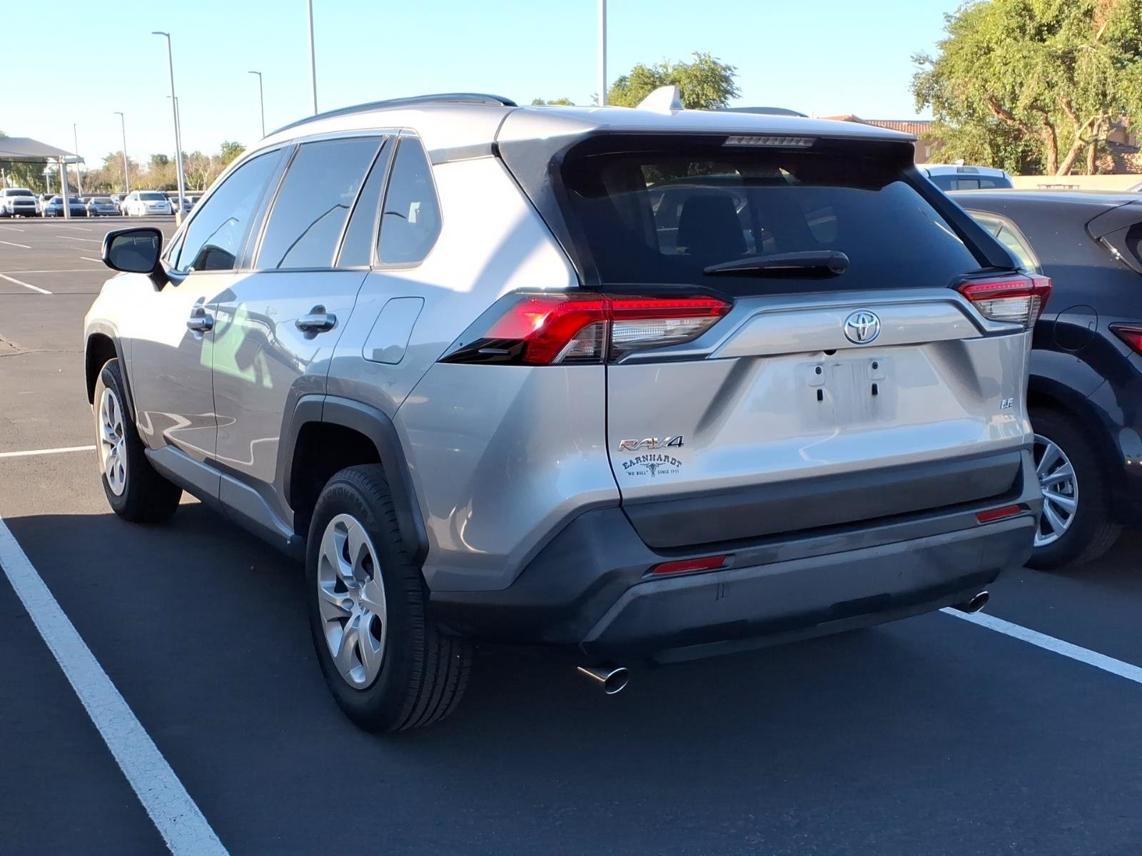 Used 2019 Toyota RAV4 LE w/ Carpet Mat Package FWD image 3
