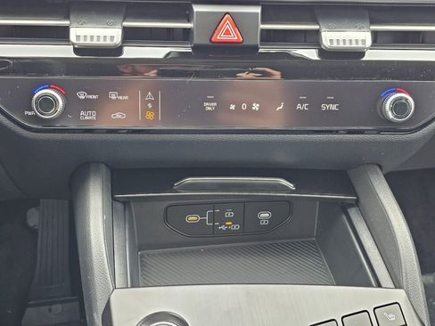 New 2026 Kia Sportage S image 16