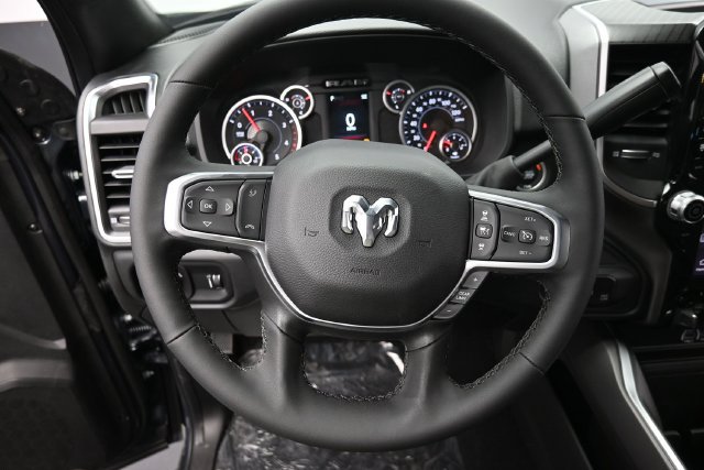 New 2027 RAM 3500 Big Horn AWD/4WD image 19