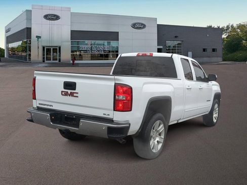 Used 2018 GMC Sierra 1500 SLE w/ SLE Value Package image 11