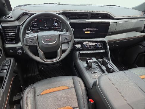 Used 2025 GMC Sierra 1500 AT4 w/ AT4 Premium Package AWD/4WD image 11