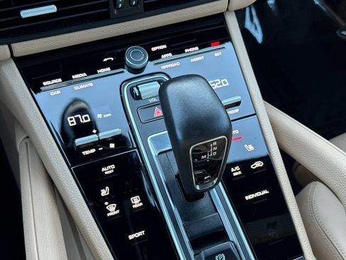 Certified 2023 Porsche Cayenne image 25