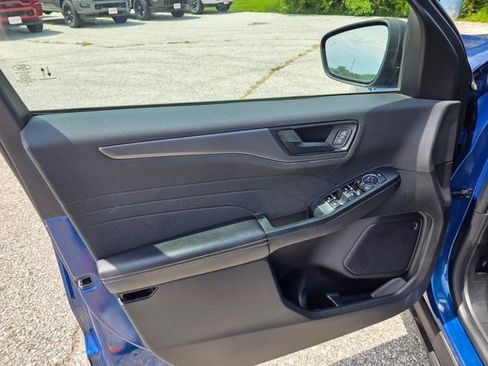 Used 2023 Ford Escape Active AWD/4WD image 20