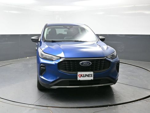 Used 2023 Ford Escape Active FWD image 7