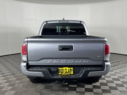 Used 2021 Toyota Tacoma TRD Sport w/ Technology Package AWD/4WD image 7