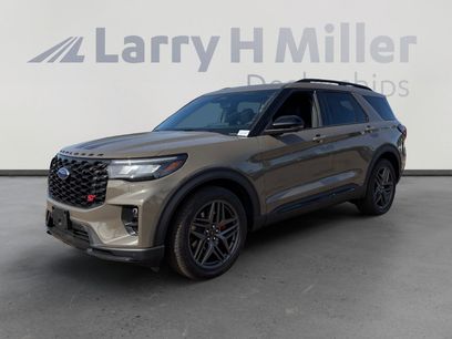 New 2026 Ford Explorer ST w/ Sun And Sound Package