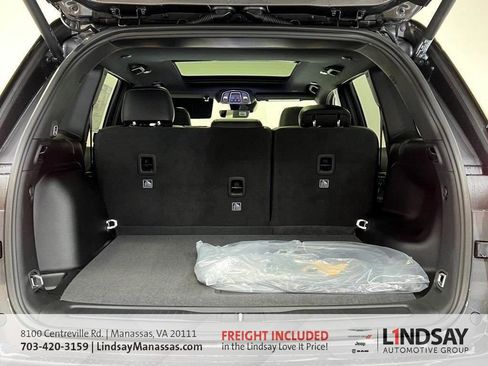 New 2025 Jeep Grand Cherokee Limited image 8