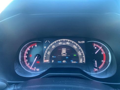 Used 2023 Toyota RAV4 XLE Premium image 19