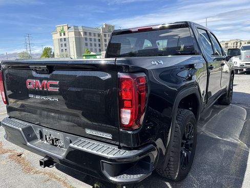 Used 2023 GMC Sierra 1500 Elevation image 3