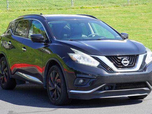 Used 2017 Nissan Murano Platinum w/ Platinum Technology Package AWD/4WD image 2