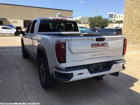 Used 2024 GMC Sierra 2500 Denali w/ Denali Reserve Package AWD/4WD image 6