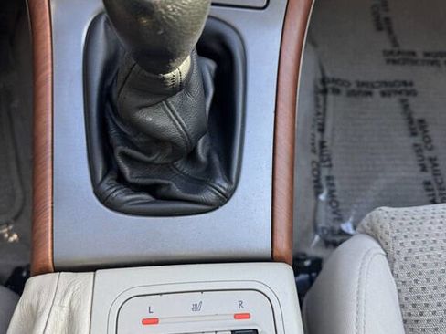 Used 2006 Subaru Outback 2.5i Special Edition image 19