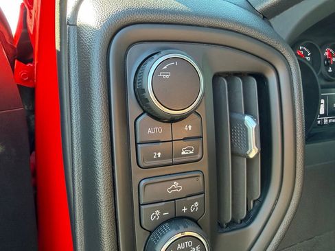 Used 2022 Chevrolet Silverado 1500 Custom image 30