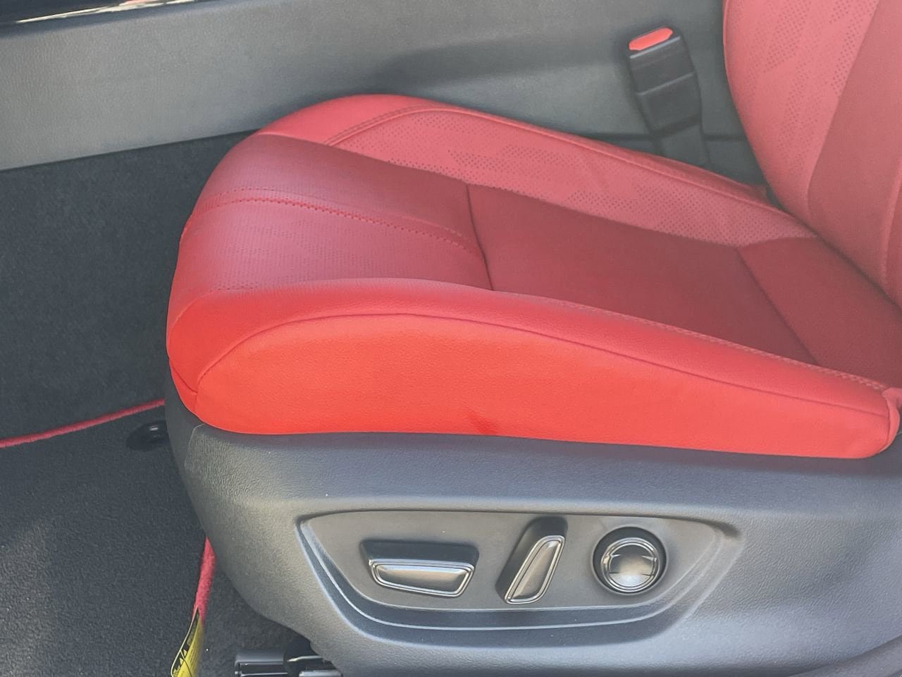 New 2026 Toyota Camry XSE FWD image 17