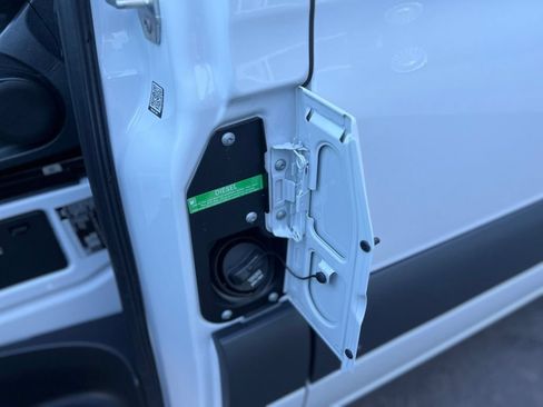 Used 2024 Mercedes-Benz Sprinter 3500 image 22