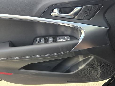 New 2026 Genesis G70 2.5T image 14