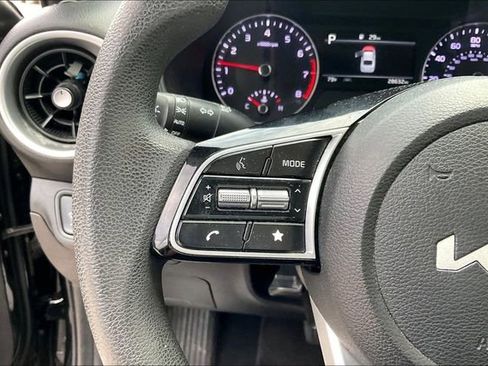 Used 2023 Kia Forte LXS FWD image 11