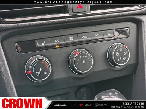 Used 2022 Volkswagen Taos SE image 34