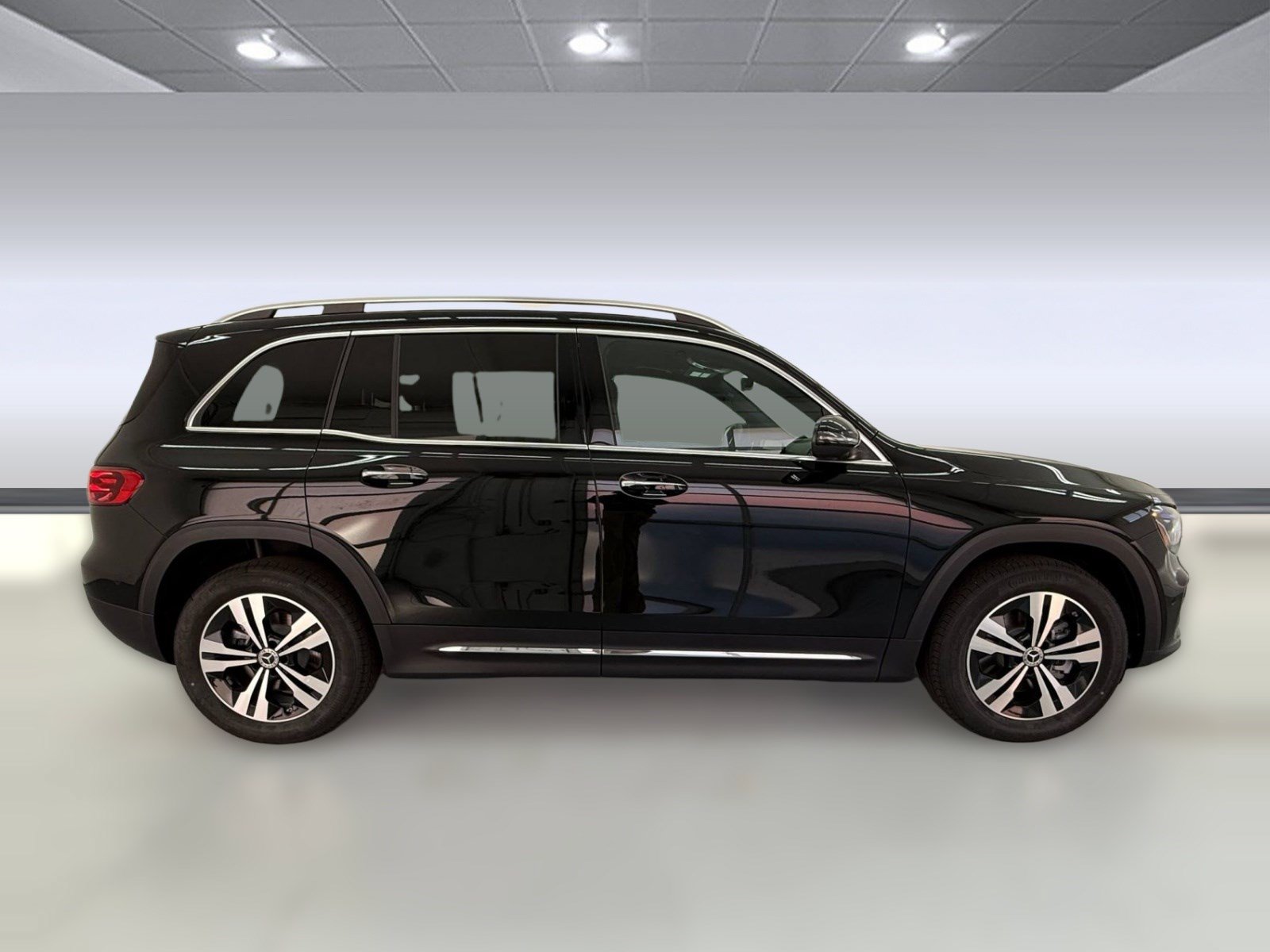 New 2026 Mercedes-Benz GLB 250 image 7