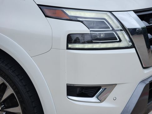 Used 2022 Nissan Armada Platinum w/ Captain's Chairs Package RWD image 31