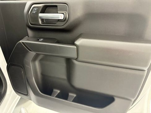 Used 2025 Chevrolet Silverado 2500 Custom w/ Custom Value Package image 44