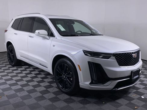 Certified 2023 Cadillac XT6 Premium Luxury AWD/4WD image 22