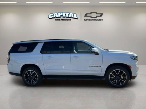 Used 2023 Chevrolet Suburban RST w/ Sport Performance Package image 6