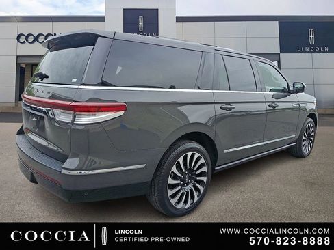 Used 2023 Lincoln Navigator L Black Label AWD/4WD image 4