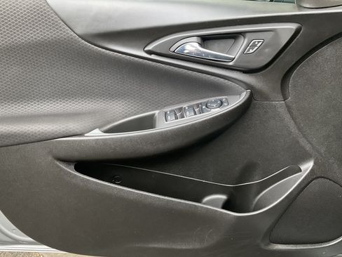 Used 2020 Chevrolet Malibu LT FWD image 25
