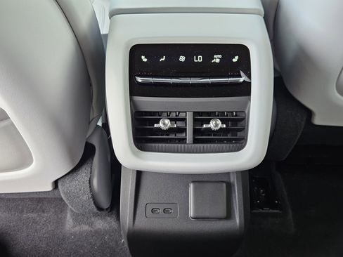 New 2025 Cadillac Lyriq Sport image 19