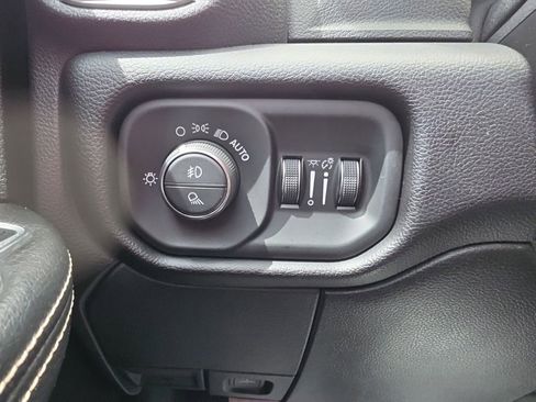 Used 2021 RAM 2500 Laramie AWD/4WD image 12