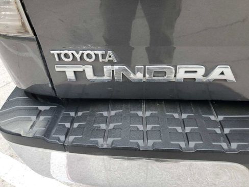 Used 2011 Toyota Tundra 4x4 Double Cab image 16